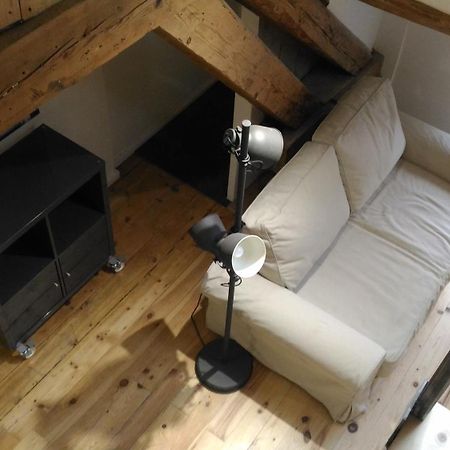 Studio Meuble Proche Conseil Departemental Du Jura Лон-ле-Сонье Экстерьер фото