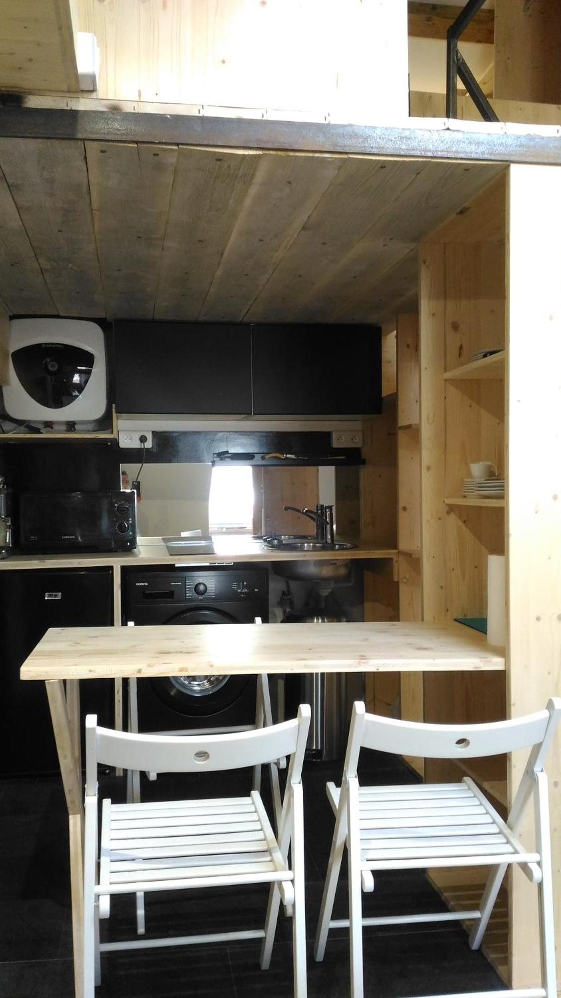 Studio Meuble Proche Conseil Departemental Du Jura Лон-ле-Сонье Экстерьер фото